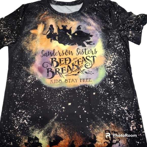 Reverse tie-dye O-neck Sanderson Sisters tee - Picture 3 of 6